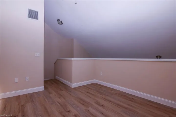 1168  Lake McGregor  DR, Fort Myers, FL 33919