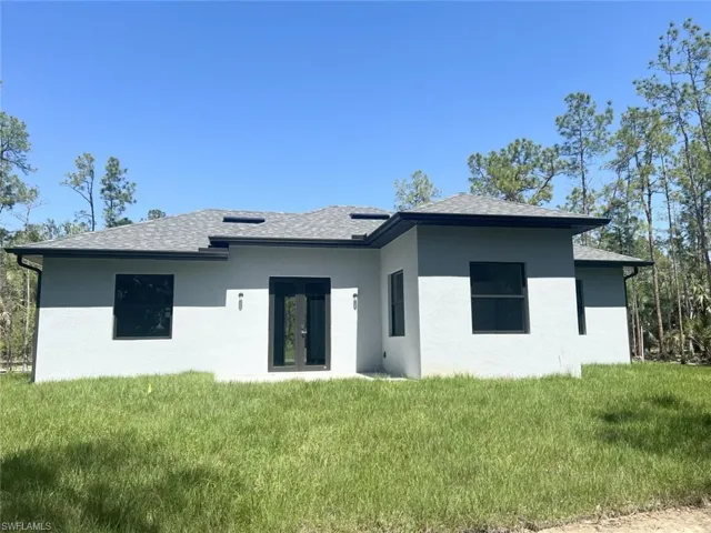 4448 14th Ave Ne, Naples, Florida 34120