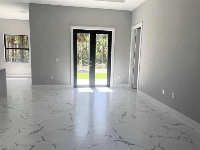 4448 14th Ave Ne, Naples, Florida 34120