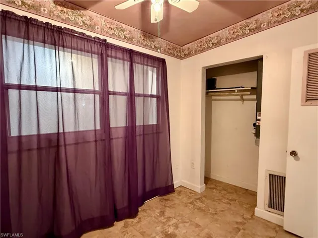 205 Martin Dr Ne, Port Charlotte, Florida 33952