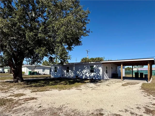 205 Martin Dr Ne, Port Charlotte, Florida 33952