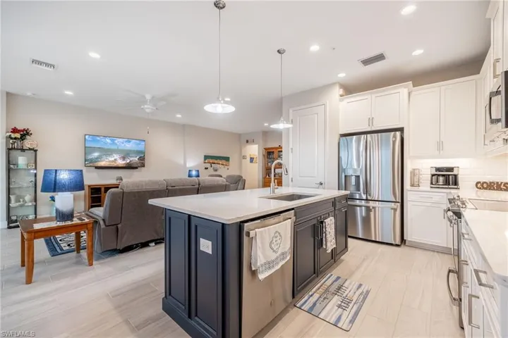 2555  Seychelles  DR, Naples, FL 34112