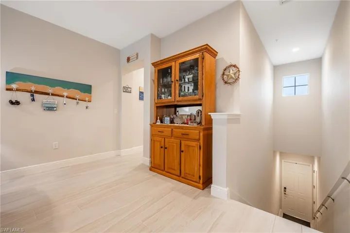 2555  Seychelles  DR, Naples, FL 34112