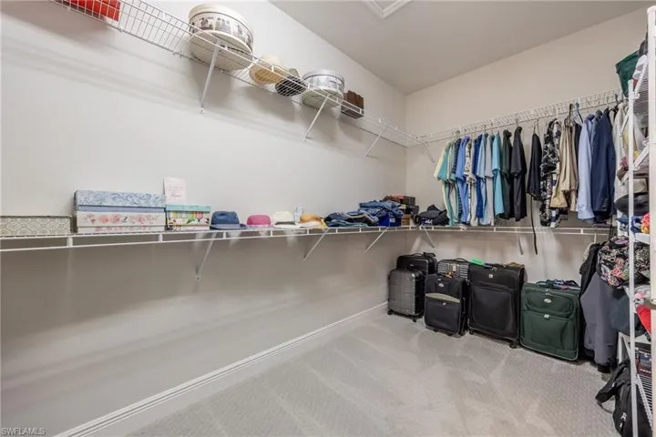 2555  Seychelles  DR, Naples, FL 34112