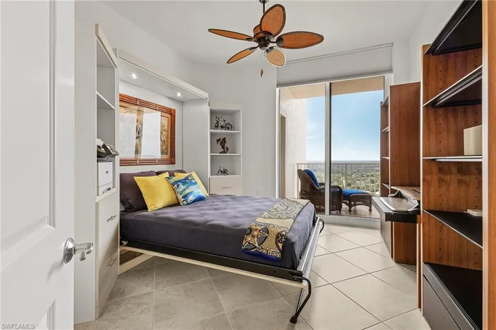 Murphy bed!