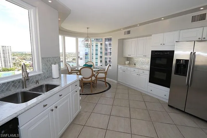 4251  Gulf Shore N BLVD, Naples, FL 34103