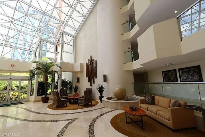 4251  Gulf Shore N BLVD, Naples, FL 34103