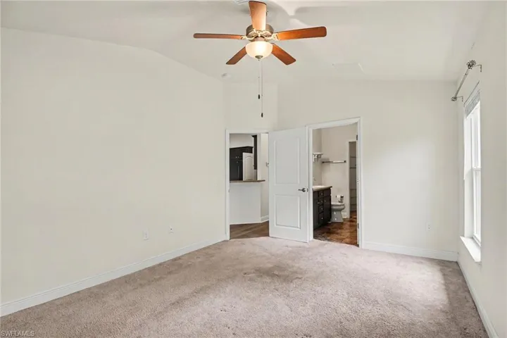 1006 Ne 33rd St, Cape Coral, Florida 33909