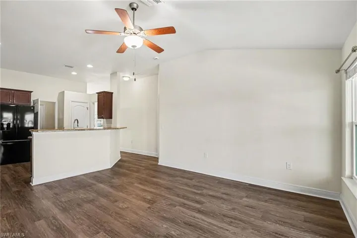 1006 Ne 33rd St, Cape Coral, Florida 33909
