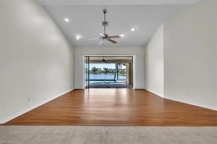 11114  Longshore W WAY, Naples, FL 34119