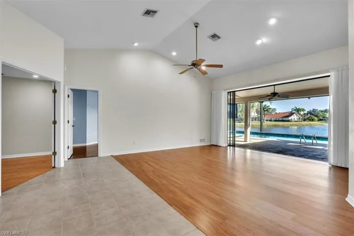 11114  Longshore W WAY, Naples, FL 34119
