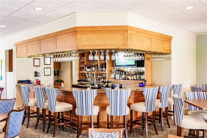 11114  Longshore W WAY, Naples, FL 34119