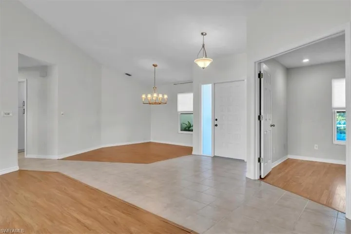 11114  Longshore W WAY, Naples, FL 34119