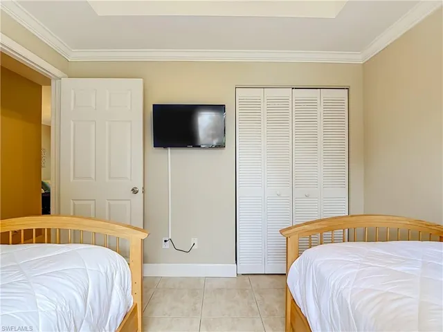 3323 Olympic Dr 716, Naples, Florida 34105