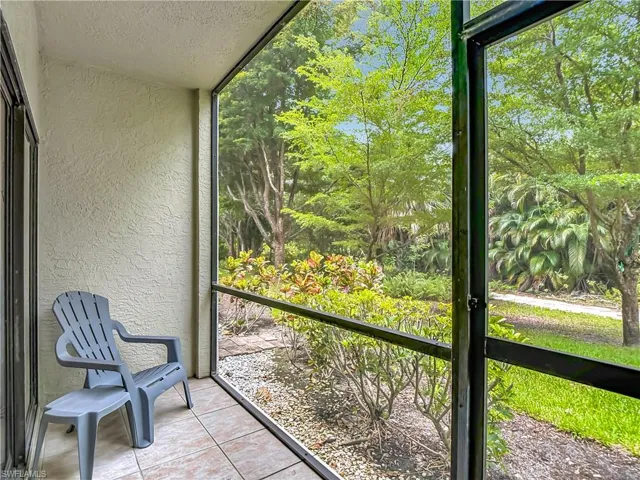 3323 Olympic Dr 716, Naples, Florida 34105