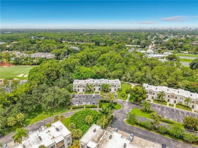 3323 Olympic Dr 716, Naples, Florida 34105