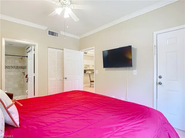 3323 Olympic Dr 716, Naples, Florida 34105