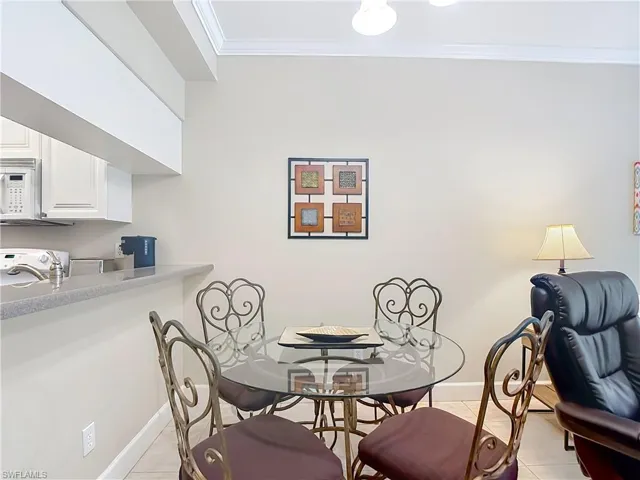 3323 Olympic Dr 716, Naples, Florida 34105