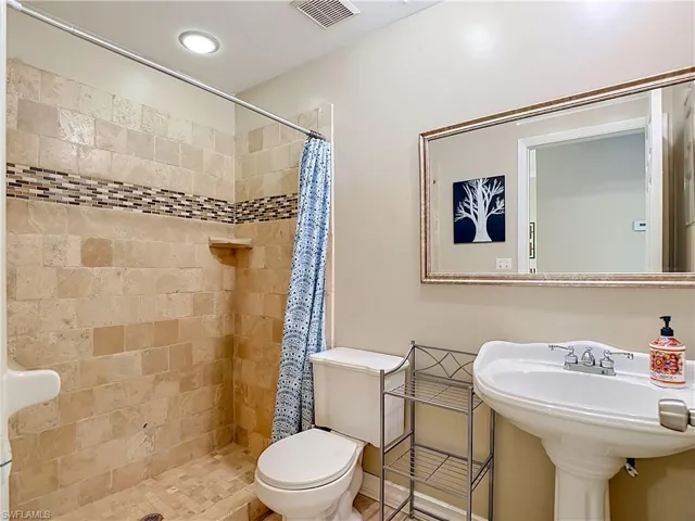 3323 Olympic Dr 716, Naples, Florida 34105