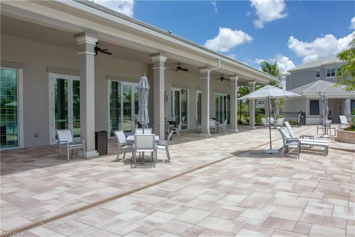 262 Indies Dr 101, Naples, Florida 34114