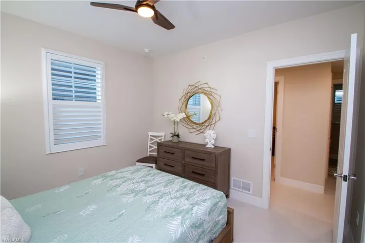 262 Indies Dr 101, Naples, Florida 34114