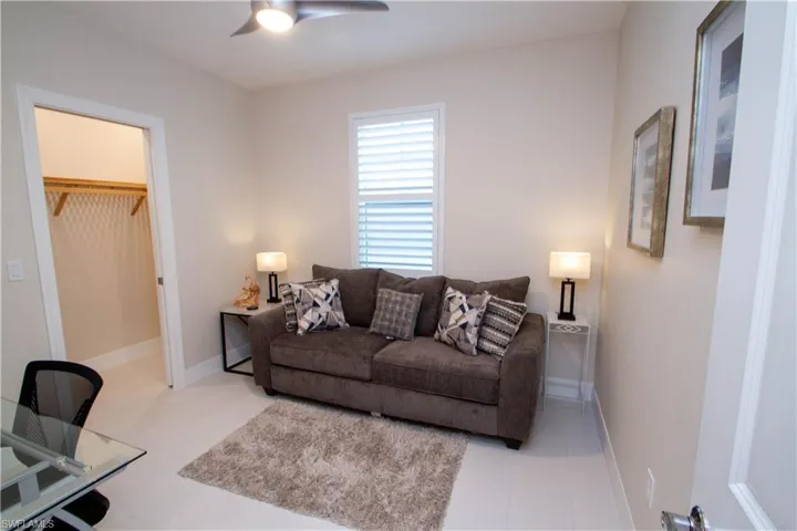 262 Indies Dr 101, Naples, Florida 34114