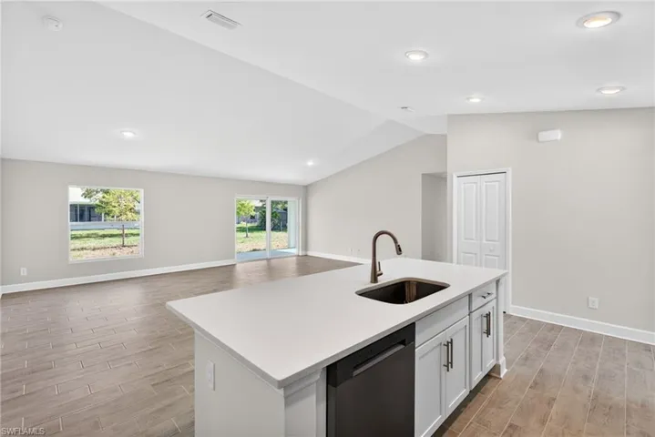 1707 Nw 25th Ln, Cape Coral, Florida 33993