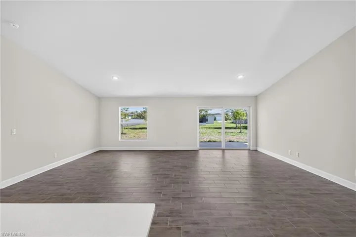1707 Nw 25th Ln, Cape Coral, Florida 33993
