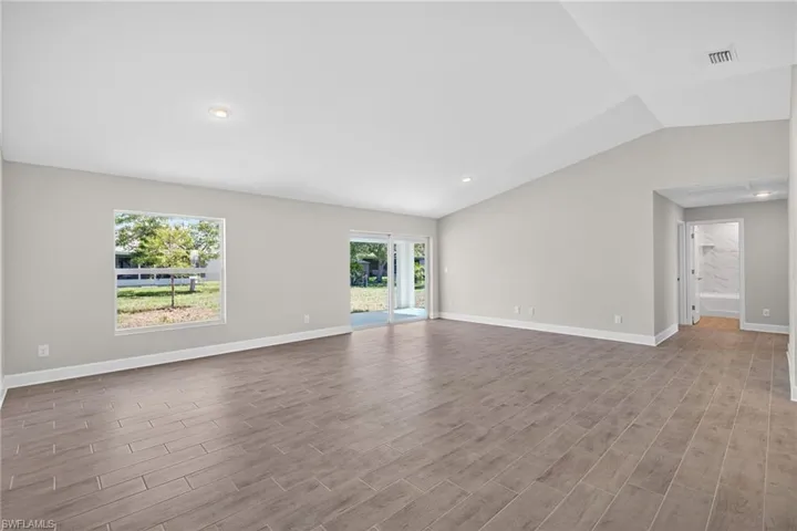1707 Nw 25th Ln, Cape Coral, Florida 33993