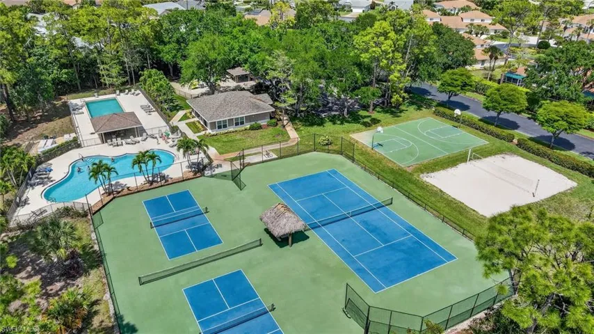 1954 Terrazzo Ln, Naples, Florida 34104