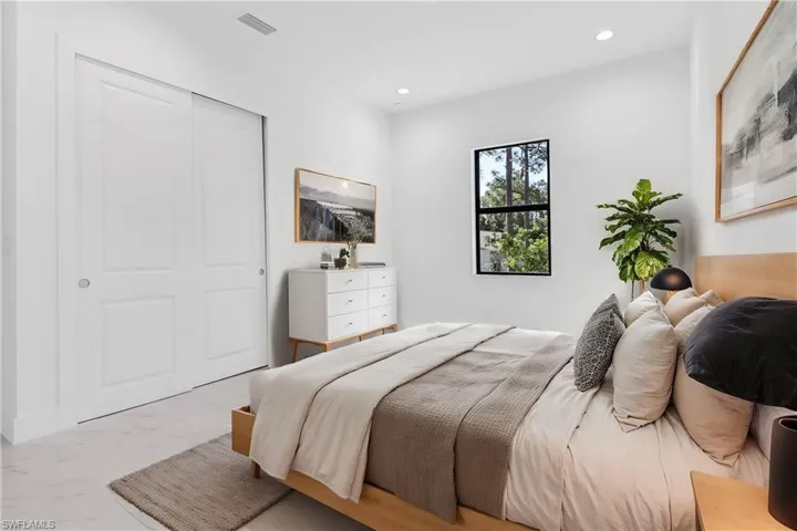 VIRTUAL STAGING AI