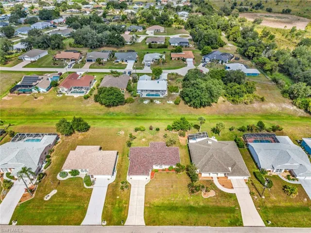 29 Seasons Dr, Punta Gorda, Florida 33983
