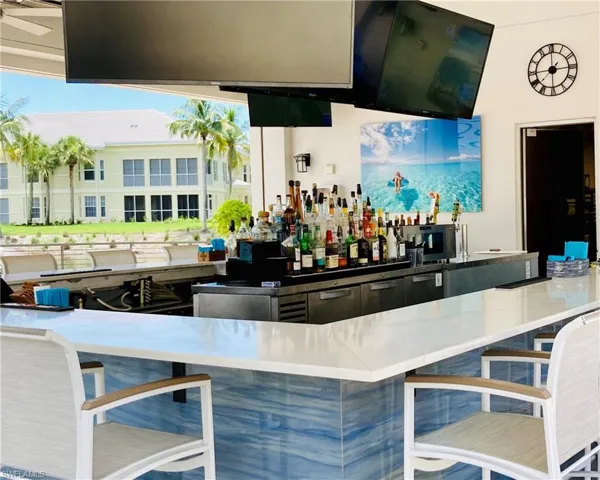 Outdoor Bar
