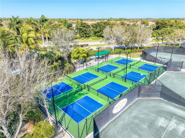 6513 Caldecott Dr, Naples, Florida 34113