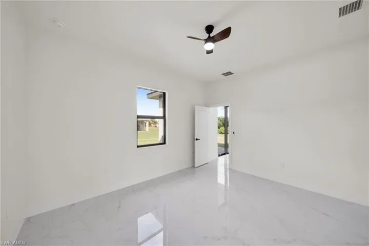 2903 Nw 3rd St, Cape Coral, Florida 33993
