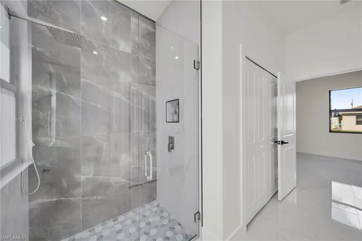 2903 Nw 3rd St, Cape Coral, Florida 33993