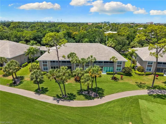 1930  Willow Bend  CIR, Naples, FL 34109