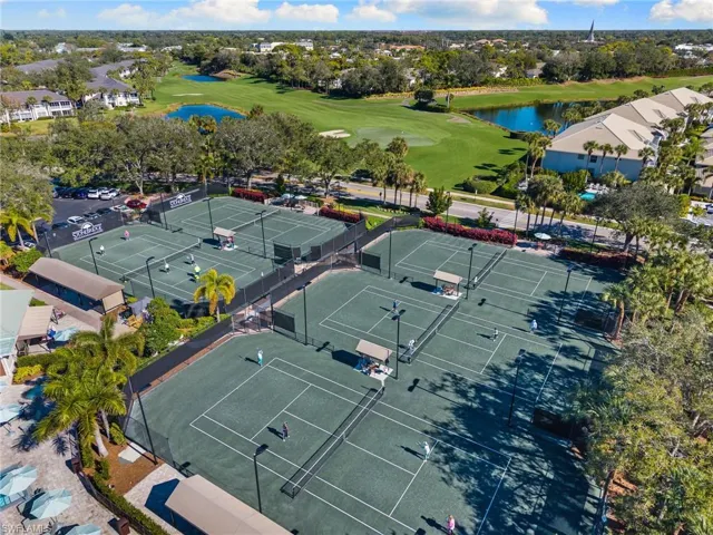 1930  Willow Bend  CIR, Naples, FL 34109