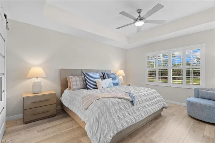 1930  Willow Bend  CIR, Naples, FL 34109