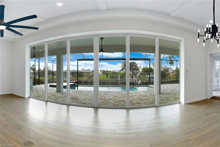 10' high pocketing impact glass doors