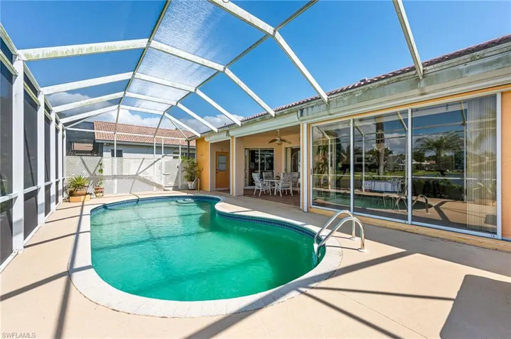12831  Yacht Club  CIR, Fort Myers, FL 33919