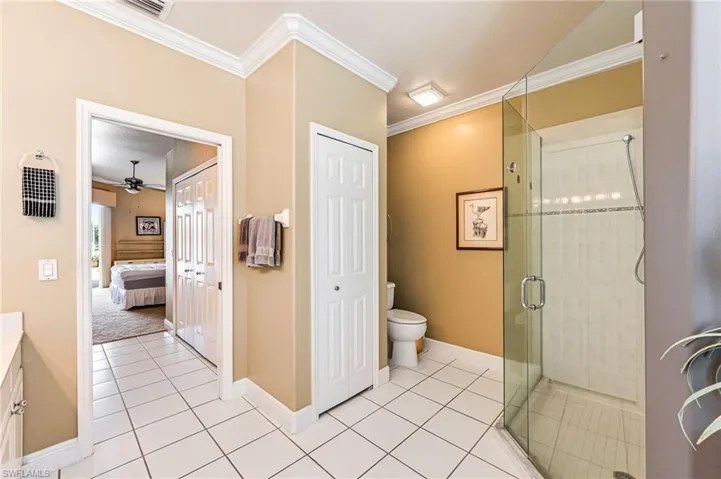 12831  Yacht Club  CIR, Fort Myers, FL 33919