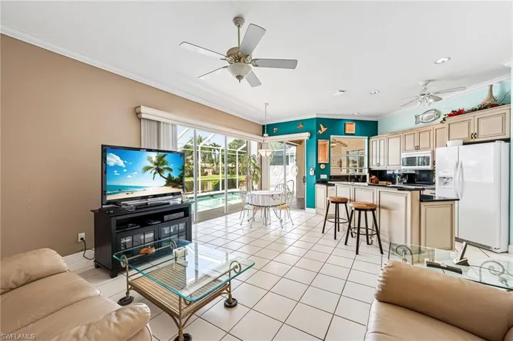 12831  Yacht Club  CIR, Fort Myers, FL 33919