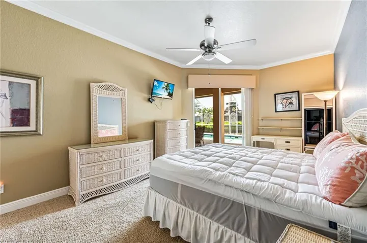 12831  Yacht Club  CIR, Fort Myers, FL 33919
