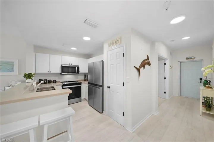 4455 Botanical Place Cir 305, Naples, Florida 34112