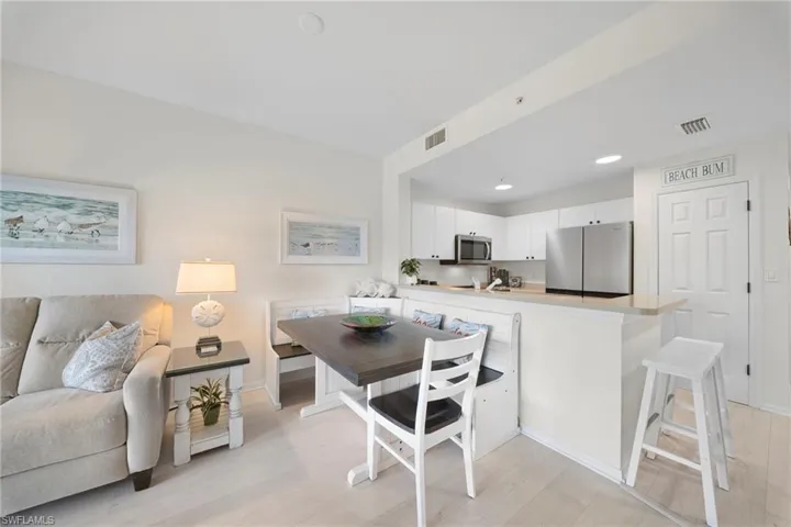 4455 Botanical Place Cir 305, Naples, Florida 34112