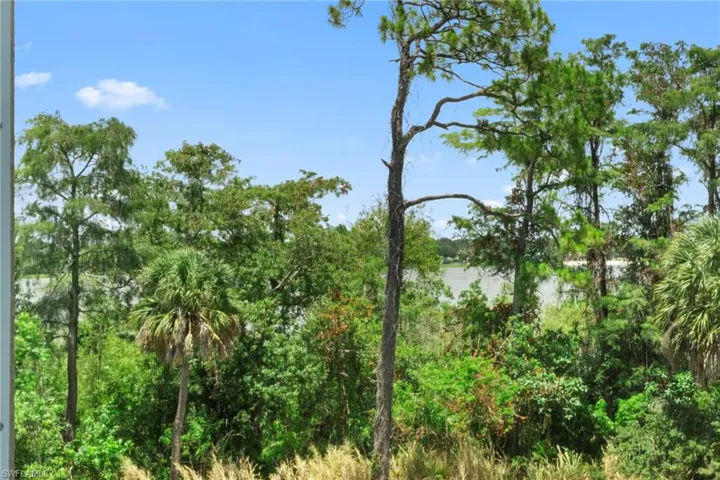 4455 Botanical Place Cir 305, Naples, Florida 34112