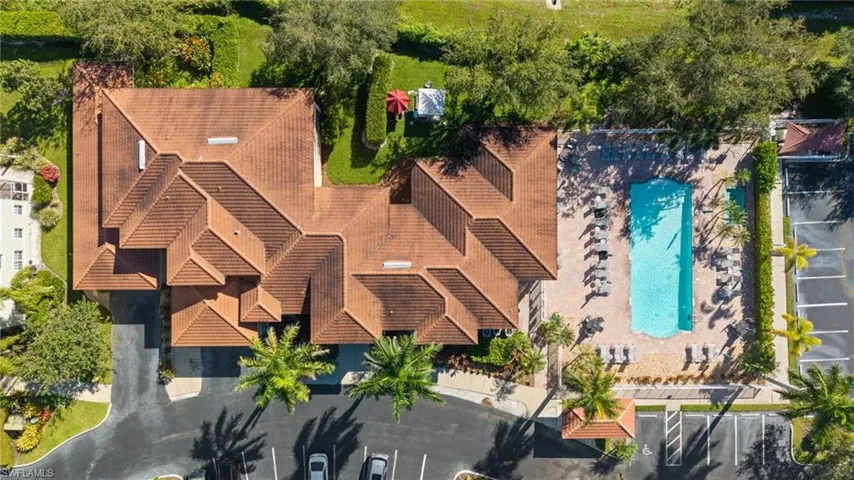 4455 Botanical Place Cir 305, Naples, Florida 34112