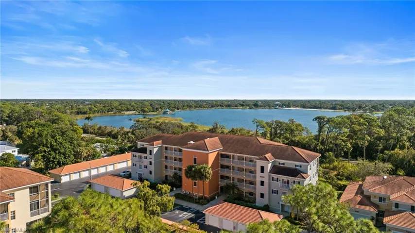 4455 Botanical Place Cir 305, Naples, Florida 34112