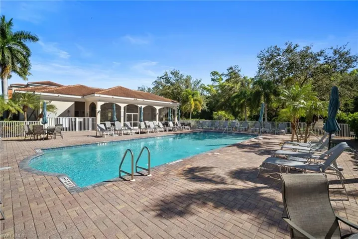 4455 Botanical Place Cir 305, Naples, Florida 34112
